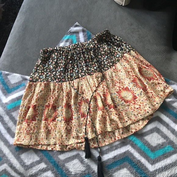 Staring At Stars Skirt - Picture 3 of 9